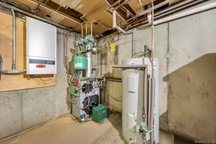 2 Tulip Grove Dr, Lake Grove, NY 11755 - Photo 43