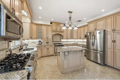 1258 41st Street, Brooklyn, NY 11218 - Photo 5