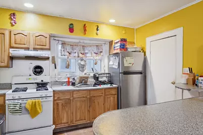 13 Academy Street, Patchogue, NY 11772 - Photo 3