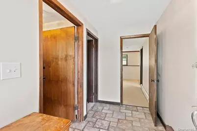 10 Brooker Drive, Newburgh, NY 12550 - Photo 15