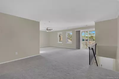 75 Artist Lake Drive, Middle Island, NY 11953 - Photo 3