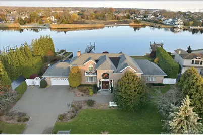 165 Peninsula Drive, Babylon, NY 11702 - Photo 1