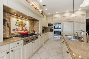 165 Peninsula Dr, Babylon, NY 11702 - Photo 11