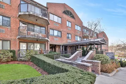 66 Crisfield Street #3Y, Yonkers, NY 10710 - Photo 1
