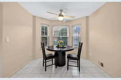 105 Glen Way, Syosset, NY 11791 - Photo 7