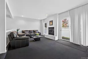 105 Glen Wy, Syosset, NY 11791 - Photo 11