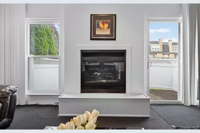 105 Glen Way, Syosset, NY 11791 - Photo 13