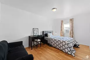 46 Crown St, Deer Park, NY 11729 - Photo 15