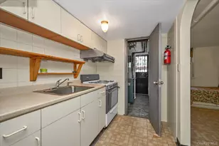 48-26 42nd St, Sunnyside, NY 11104 - Photo 15