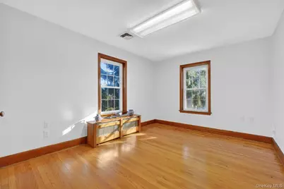 563 Temple Hill Road, New Windsor, NY 12553 - Photo 11