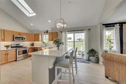 170 Vineyard Way, Aquebogue, NY 11931 - Photo 5