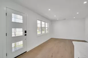 243 Lido Pkwy, Lindenhurst, NY 11757 - Photo 7