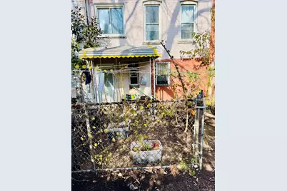 95-12 Woodhaven Court, Ozone Park, NY 11416 - Photo 13