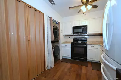 123 Feller Drive, Central Islip, NY 11722 - Photo 5