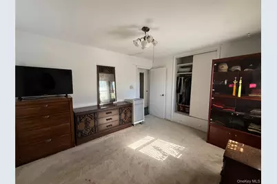 2582 Oceanside Road, Oceanside, NY 11572 - Photo 5