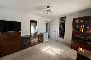 2582 Oceanside Rd, Oceanside, NY 11572 - Photo 5