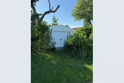 2582 Oceanside Road, Oceanside, NY 11572 - Photo 11