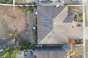 31 Regent Dr, Long Beach, NY 11561 - Photo 31