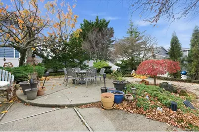 31 Regent Drive, Long Beach, NY 11561 - Photo 21