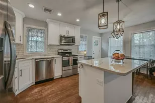 458 Lockwood Dr, Shirley, NY 11967 - Photo 5