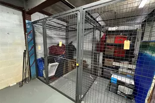 2 Town House Pl, Great Neck, NY 11021 - Photo 41