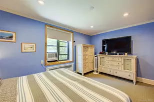 2 Town House Pl, Great Neck, NY 11021 - Photo 33