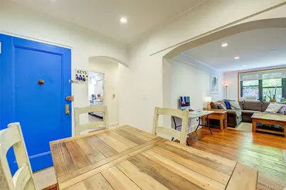 2 Town House Place #2-H, Great Neck, NY 11021 - Photo 7