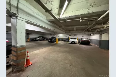 2 Town House Place #2-H, Great Neck, NY 11021 - Photo 43