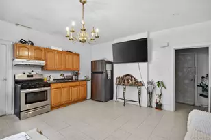 57-59 Waring Pl, Yonkers, NY 10703 - Photo 13
