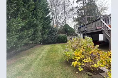 51 Deer Lane, Hicksville, NY 11801 - Photo 27