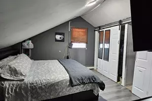 187-11 104th Ave, Saint Albans, NY 11412 - Photo 11