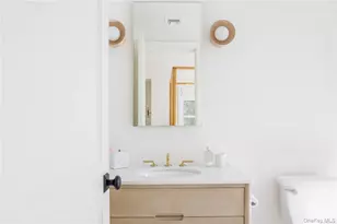 400 Youngs Rd, Orient, NY 11957 - Photo 23