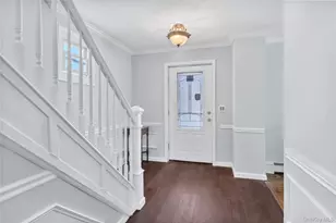 81 Fairground Ave, Huntington Station, NY 11746 - Photo 3