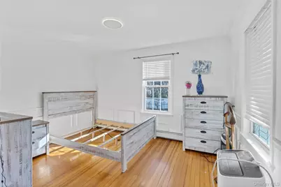 81 Fairground Avenue, Huntington Station, NY 11746 - Photo 9