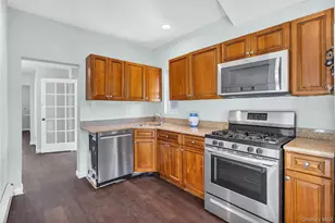 81 Fairground Ave, Huntington Station, NY 11746 - Photo 7