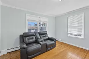 81 Fairground Ave, Huntington Station, NY 11746 - Photo 5