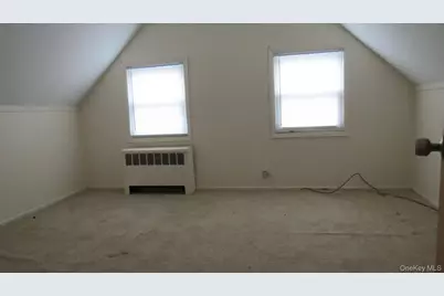 113 Abbey Lane, Levittown, NY 11756 - Photo 11