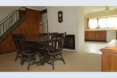 113 Abbey Lane, Levittown, NY 11756 - Photo 5