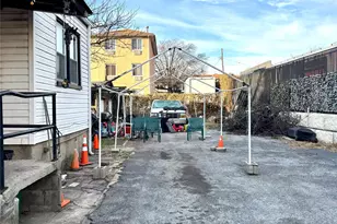 134-15 102nd Ave, Richmond Hill, NY 11419 - Photo 15