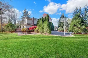 165 Tara Dr, Roslyn, NY 11576 - Photo 23