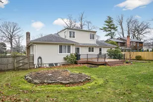 14 Oak Point Dr S, Bayville, NY 11709 - Photo 33