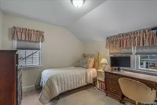 142 Cambridge Ave, Garden City, NY 11530 - Photo 19