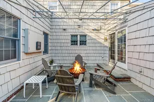 142 Cambridge Ave, Garden City, NY 11530 - Photo 21