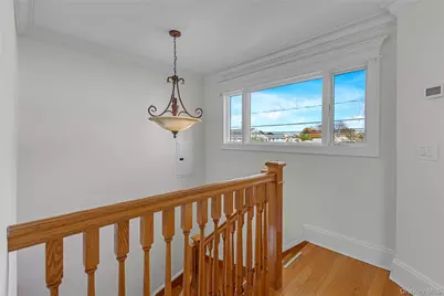 803 S 7th Street, Lindenhurst, NY 11757 - Photo 9