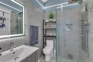 803 S 7th St, Lindenhurst, NY 11757 - Photo 17