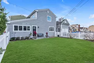 803 S 7th St, Lindenhurst, NY 11757 - Photo 25