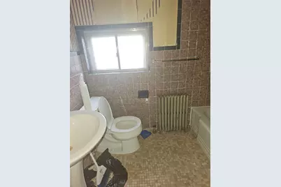 45 Arnold Avenue, West Babylon, NY 11704 - Photo 11