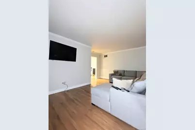 94 Walter Court, Commack, NY 11725 - Photo 3