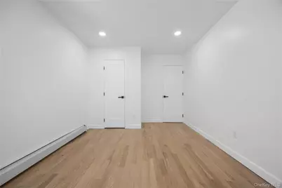 3135 Spencer Drive, Bronx, NY 10465 - Photo 11