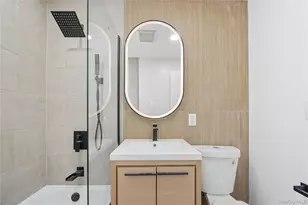 3135 Spencer Dr, Bronx, NY 10465 - Photo 15